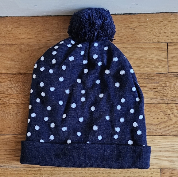 Peanuts Beanie Winter Pom Hat - Picture 7 of 9